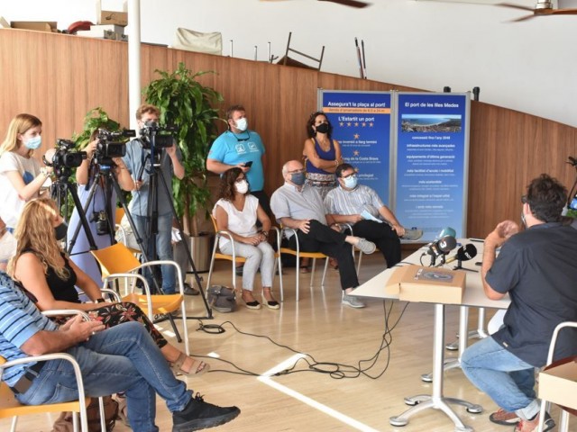 This morning was presented the project “Eines d'Ecoguiatge to discover and conserve marine hab